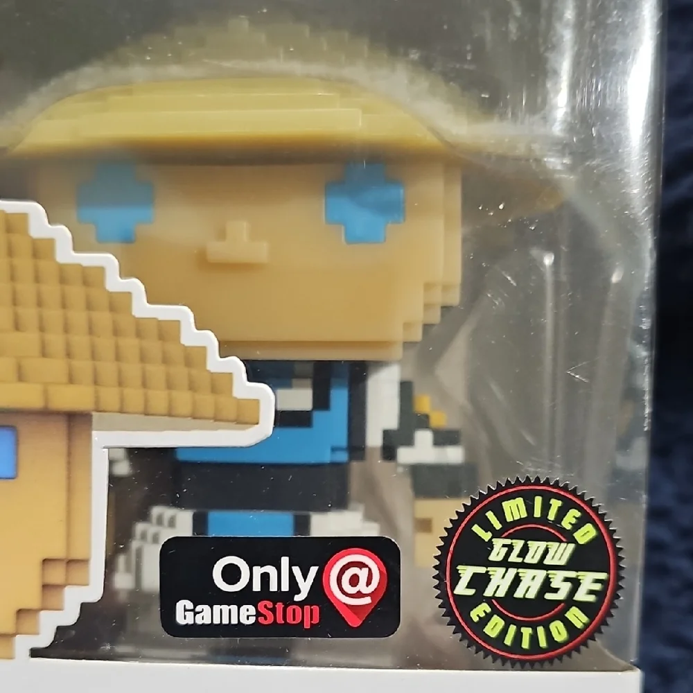 Funko Pop! 8-Bit Raiden Vinyl Figure - Picture 3 of 4